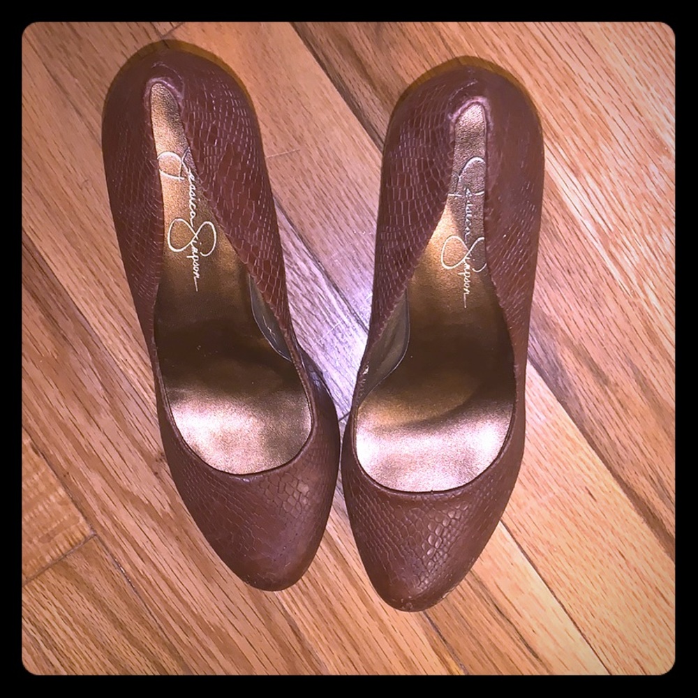 Brown snake skin round toe heels